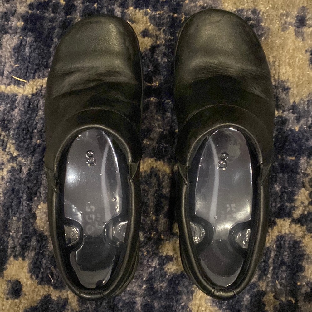 Klogs Mission Smooth Black Shoes